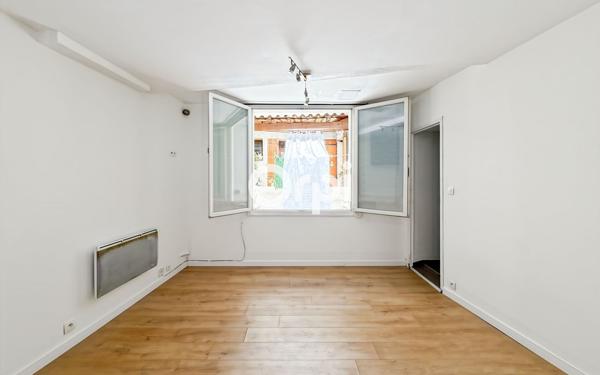 Appartement à vendre    2 pièces • 36,40 m2 Cuges-les-Pins