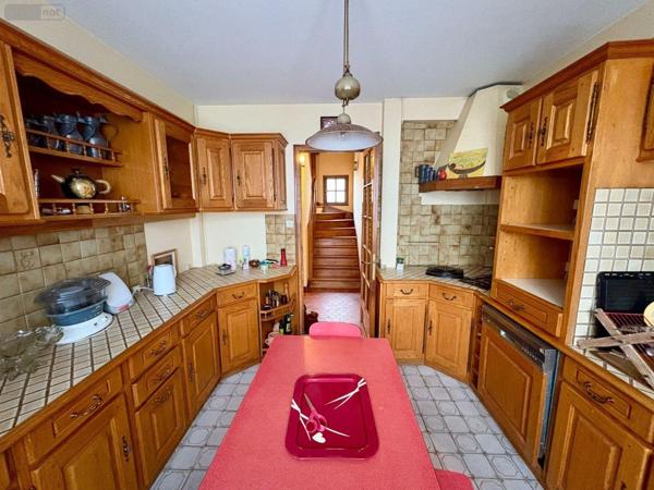 Maison à vendre à Pacé en Ille-et-Vilaine (35740), ref : 11803/2350   
Centre-Bourg