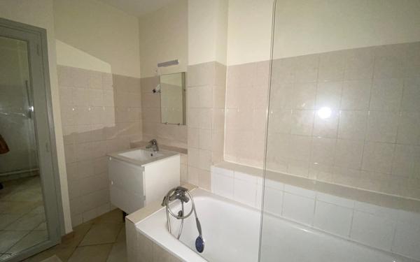 Appartement à louer    4 pièces •  Castres