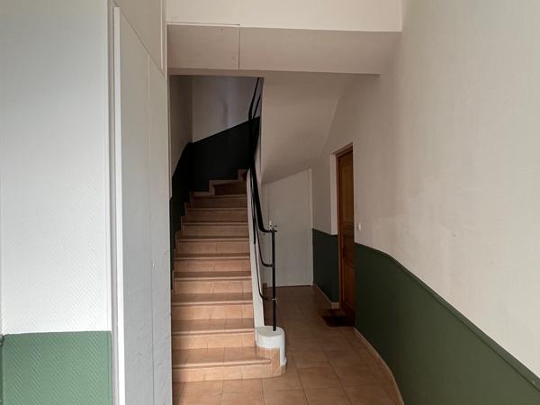 IMMEUBLE Nanterre limite Puteaux