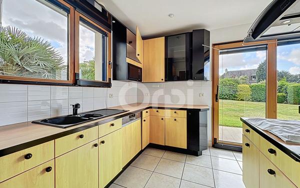 Maison à vendre    6 pièces • 265 m2 Plabennec