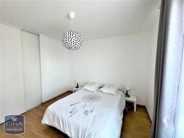 Appartement à louer 4 pièces 81.5m² Lille (59000)