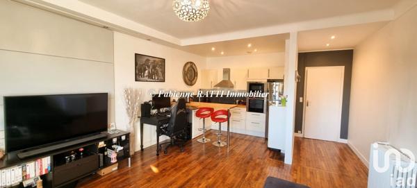 Appartement 2 pièces de 53 m² à Le Pecq (78230)