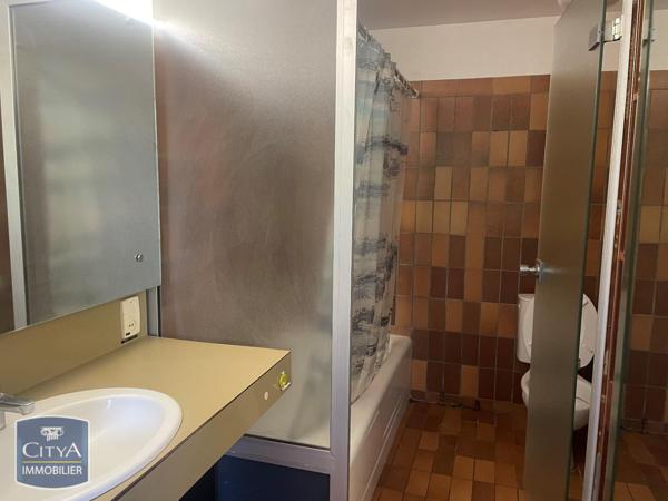 Appartement à louer 1 pièce 21.8m²