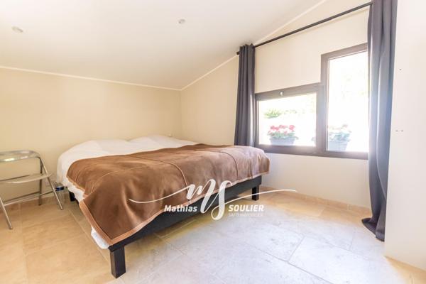 Villa de 182 m² haut de gamme à 400m du CV