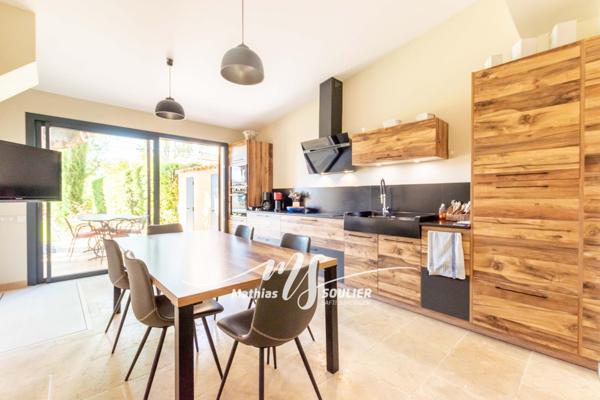 Villa de 182 m² haut de gamme à 400m du CV