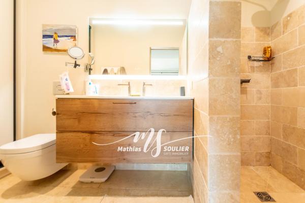 Villa de 182 m² haut de gamme à 400m du CV