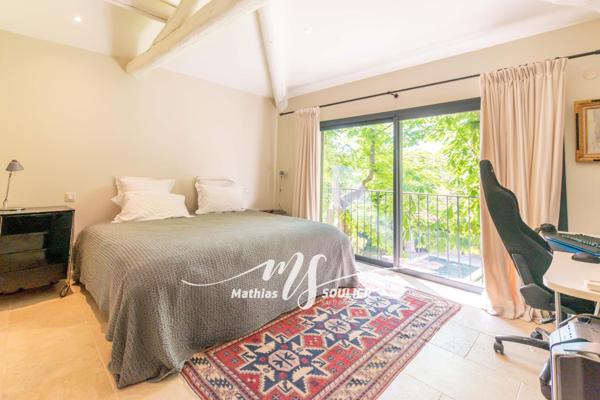 Villa de 182 m² haut de gamme à 400m du CV