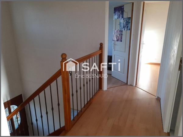 Maison de village 7 pièces 180m2 environ 86200 Pouant