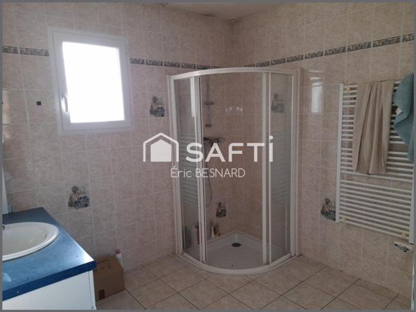 Maison de village 7 pièces 180m2 environ 86200 Pouant