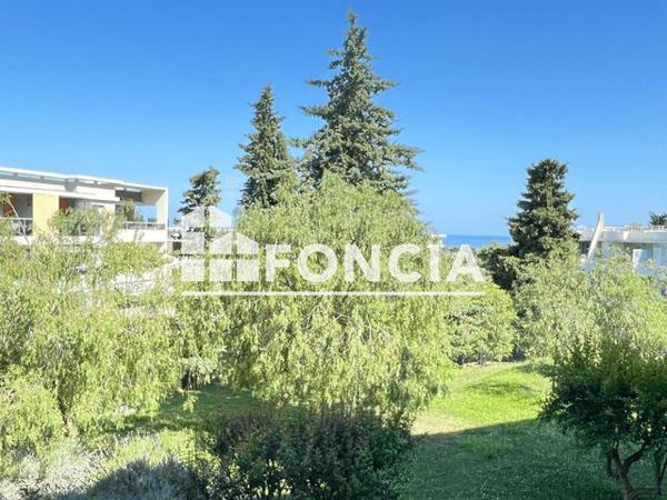 Location Studio 26.03 m² - 83 AVENUE DE LA BERMONE Villeneuve-loubet 06270