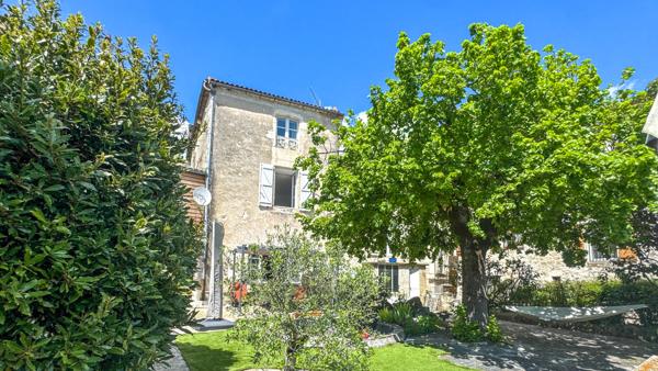 Maison à vendre à Montcuq-en-Quercy-Blanc (46800) - Lot