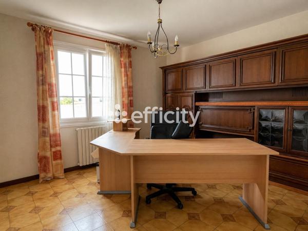 Maison
         7 pièces
        - 204 m² 630 000 € *