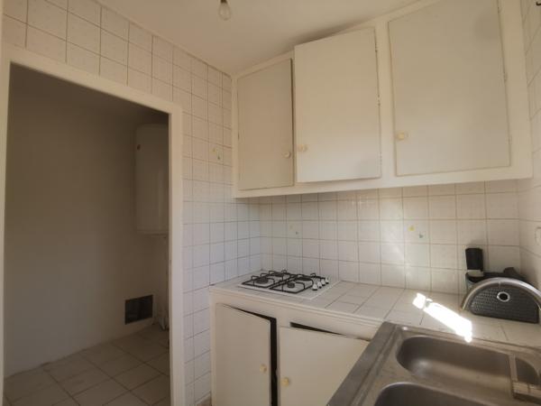 Bize-Minervois (11120) Maison avec terrain constructible