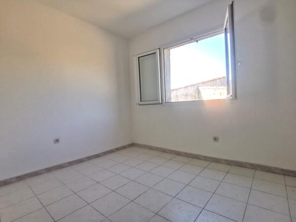 Bize-Minervois (11120) Maison avec terrain constructible