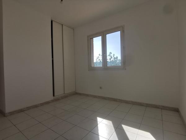 Bize-Minervois (11120) Maison avec terrain constructible