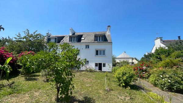 Maison familiale avec une situation géographique privilégiée au Bono