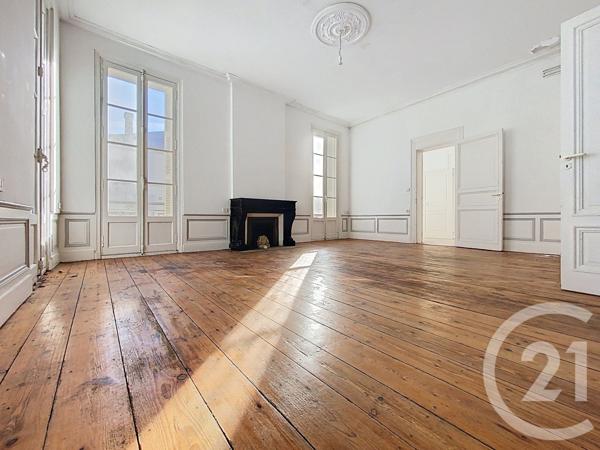 Appartement F4 à vendre  4 pièces - 127,05 m2 ROCHEFORT - 17