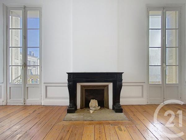 Appartement F4 à vendre  4 pièces - 127,05 m2 ROCHEFORT - 17