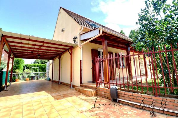 Laigneville 60290 - Pavillon 4 chambres avec garage sur environs 387m² de terrain