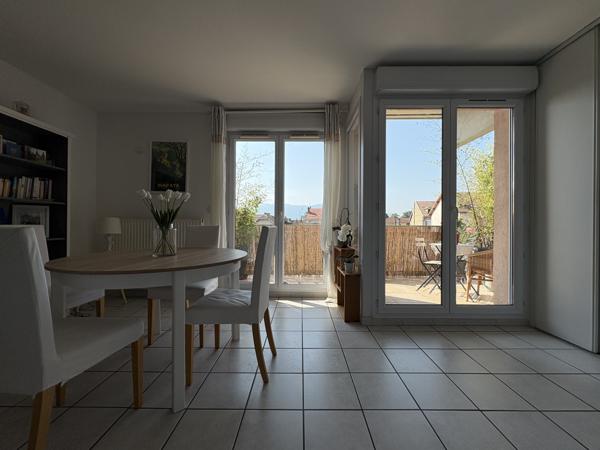 Appartement
         5 pièces
        - 109 m² 189 000 € *