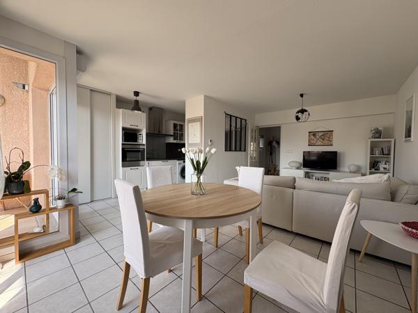 Appartement
         5 pièces
        - 109 m² 189 000 € *