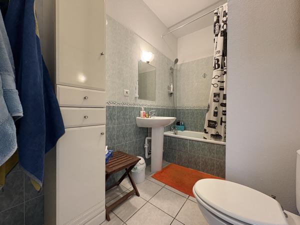 Appartement
         5 pièces
        - 109 m² 189 000 € *