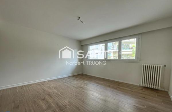 RARE EN CENTRE VILLE