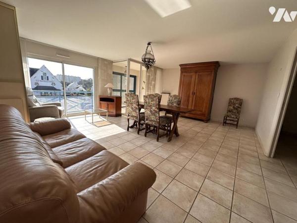A VENDRE VANNES 56 Préfecture, appartement lumineux, 3 chambres, loggia, garage