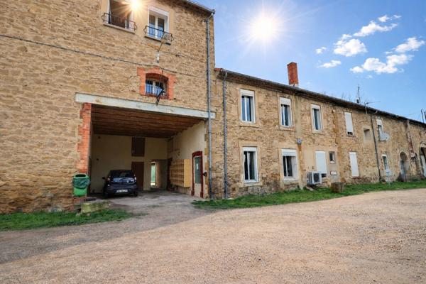 A VENDRE Entraigues Sur La Sorgue, ensemble immobilier 215 m²