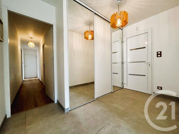 Maison à vendre  6 pièces - 120,39 m 2   BOISSEUIL  - 87