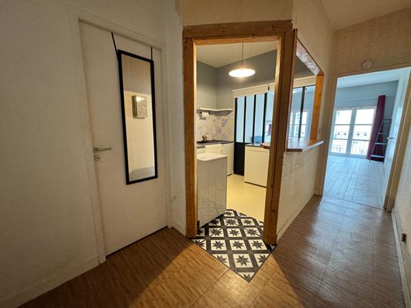 Appartement Poitiers 1 pièce(s) 40 m2