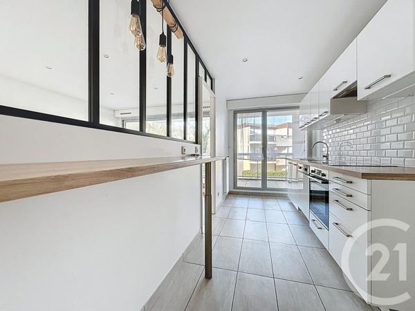 Appartement F3 à vendre  3 pièces - 73,11 m2 ST CYR L ECOLE - 78