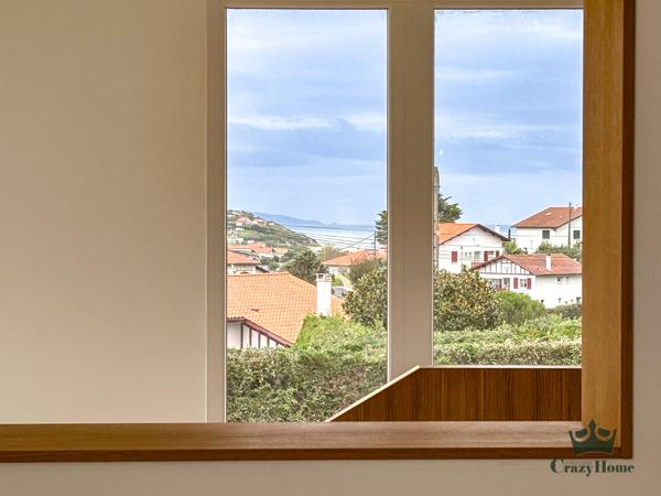 Maison
                                                                                                                                                                                                                                                                                                                        7 pièce(s)                                                                                                                                                                                                          5 chambre(s)                                                                                                                                                                                                          265  m²