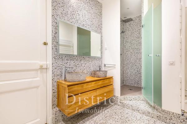 # Appartement – 146m² – Paris 8ème
