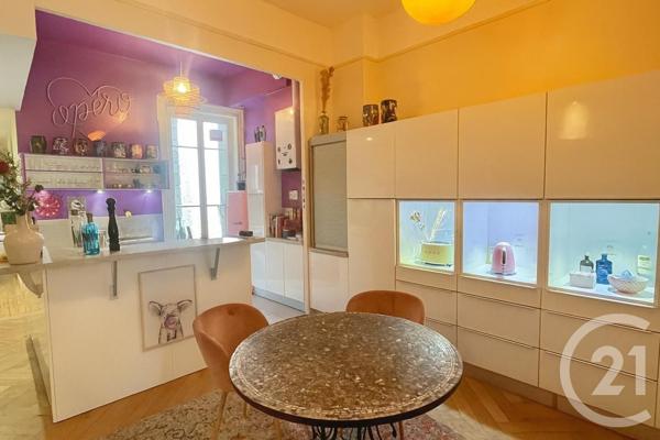 Appartement F4 à vendre  5 pièces - 129 m2 ST ETIENNE - 42