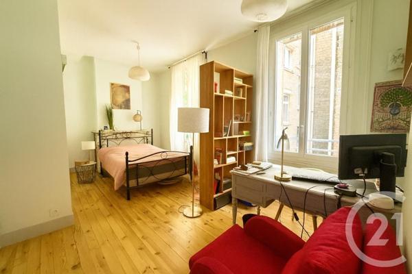 Appartement F4 à vendre  5 pièces - 129 m2 ST ETIENNE - 42