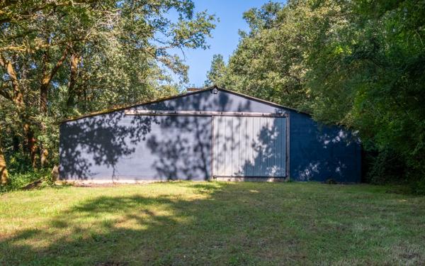 Grange à vendre à Terrasson-Lavilledieu (24120) - Dordogne