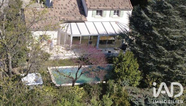 Maison à vendre 5 pièces 155 m² Châteauneuf-du-Rhône