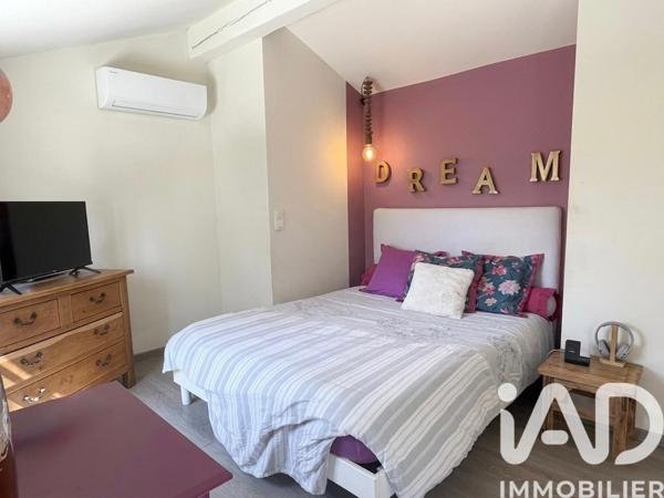 Maison à vendre 5 pièces 155 m² Châteauneuf-du-Rhône