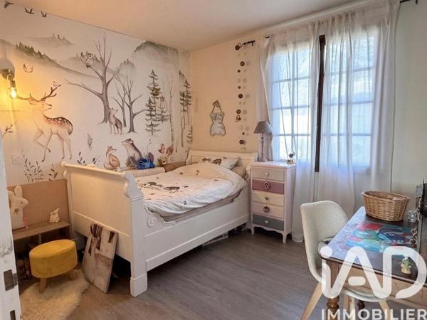 Maison à vendre 5 pièces 155 m² Châteauneuf-du-Rhône