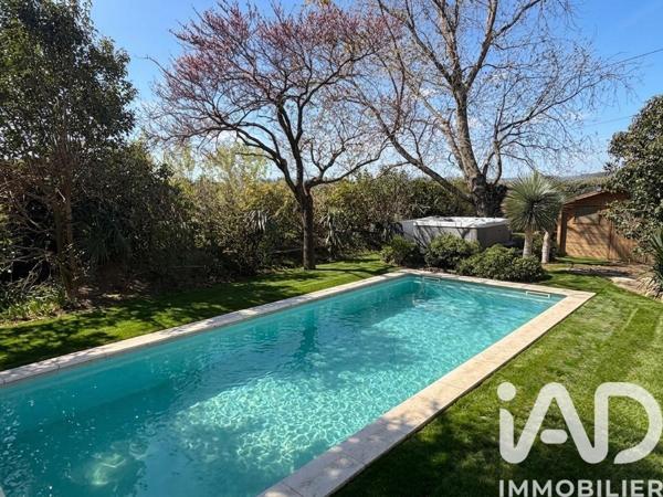 Maison à vendre 5 pièces 155 m² Châteauneuf-du-Rhône