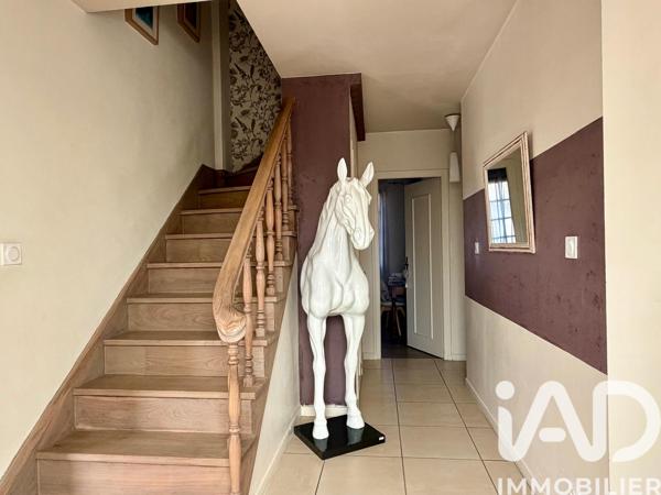 Maison à vendre 5 pièces 155 m² Châteauneuf-du-Rhône