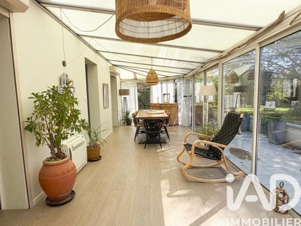 Maison à vendre 5 pièces 155 m² Châteauneuf-du-Rhône