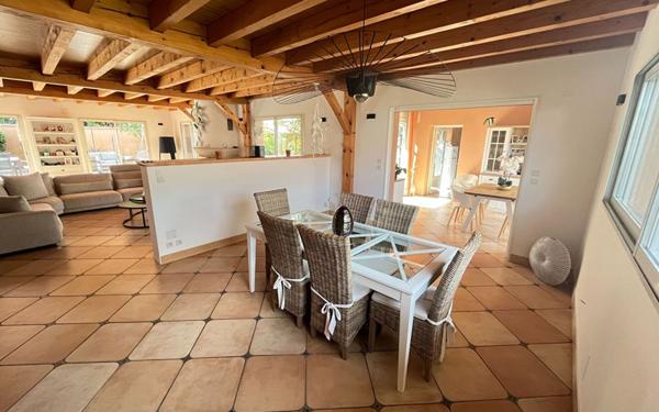 Maison à vendre    10 pièces • 226 m2 Dax