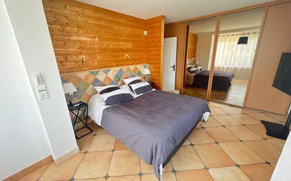 Maison à vendre    10 pièces • 226 m2 Dax