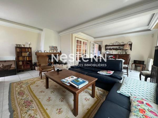 Nestenn Igny - 7 pièces, 6 chambres, jardin clos, sous-sol total avec garage - proche RER, des commerces et de la Bièvre