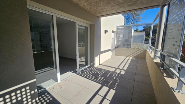 Appartement Nimes 3 pièces 67.60 m2