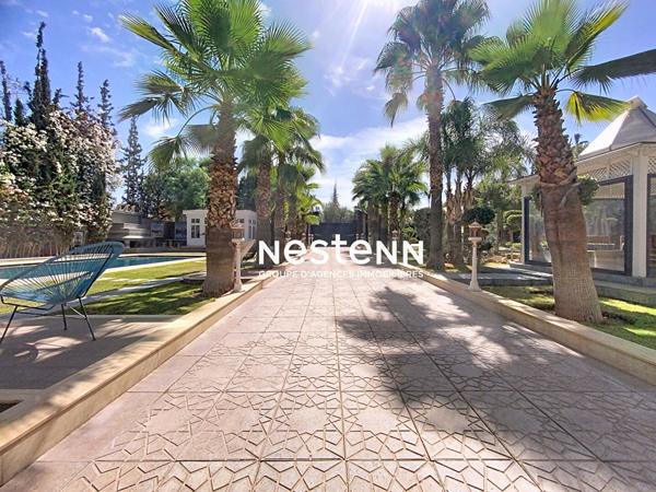 Villa contemporaine de 600m2 à Marrakech route de l'ourika