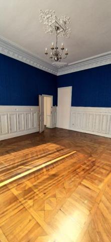 Demeure de Prestige Crepy En Valois 14 pièce(s) 443 m2